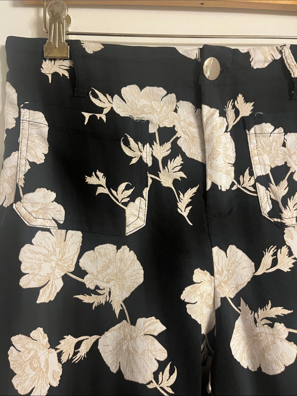 Jules & Leopold Black Wide-Leg Pants with Cream Floral Print sz M - Picture 2 of 5
